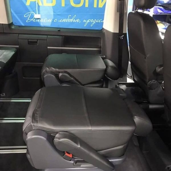 Чехлы Автопилот на Volkswagen Multivan T6 (7 мест) с 2015+ Чехлы Автопилот на Volkswagen Multivan T6 (7 мест) с 2015+